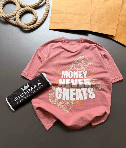 MONEY NEVER CHEATS OVERSIZED TEE ONION